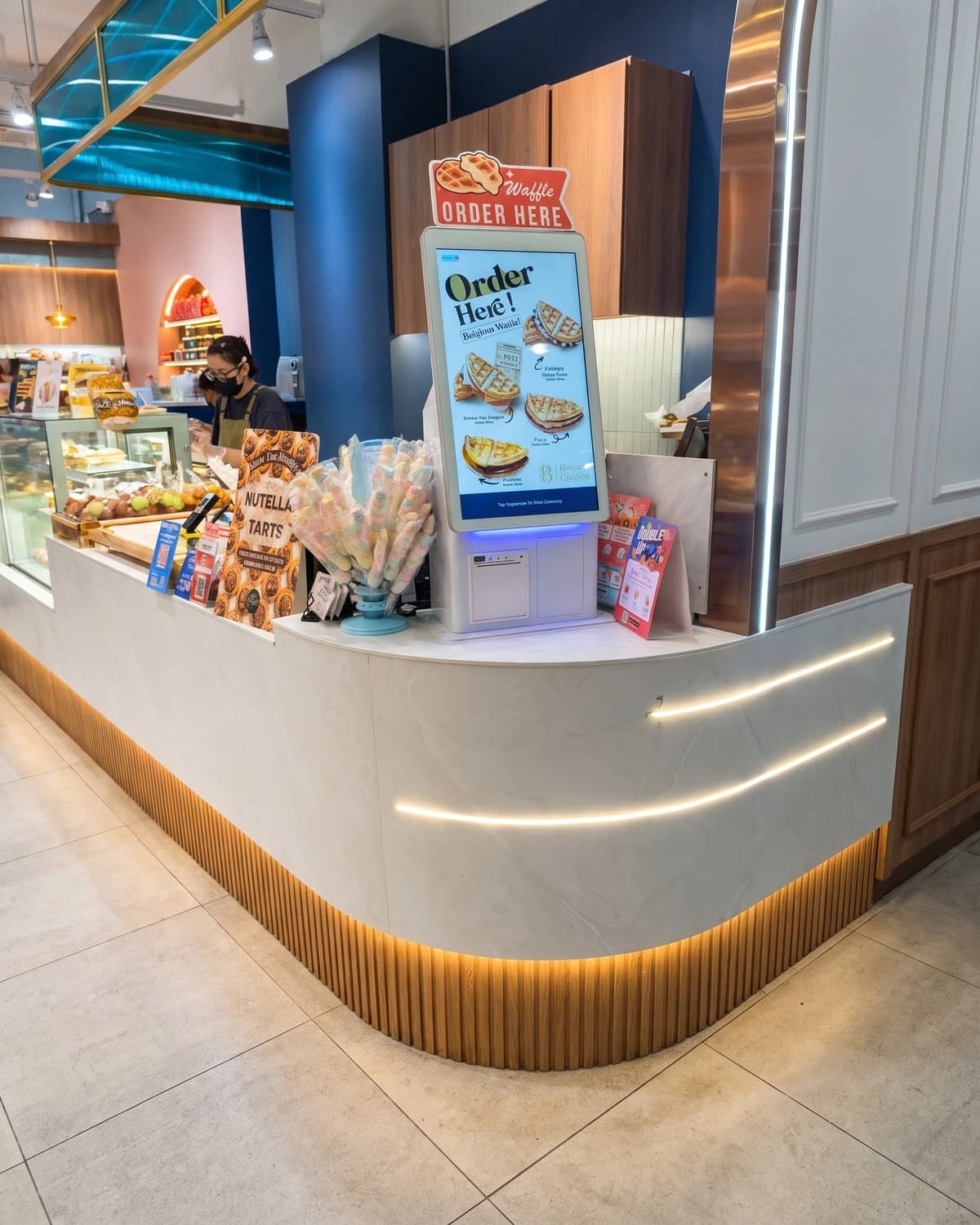 B Series restaurant self-ordering kiosk