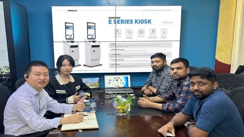 CRTLY team meeting with customers